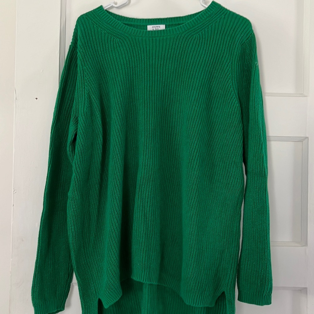 Crown & ivy green cotton sweater size M